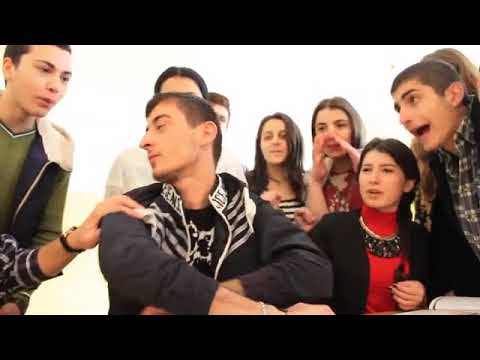 რუსთავის 28-ე საჯარო სკოლის მე-12 (ბ) კლასის კლიპი