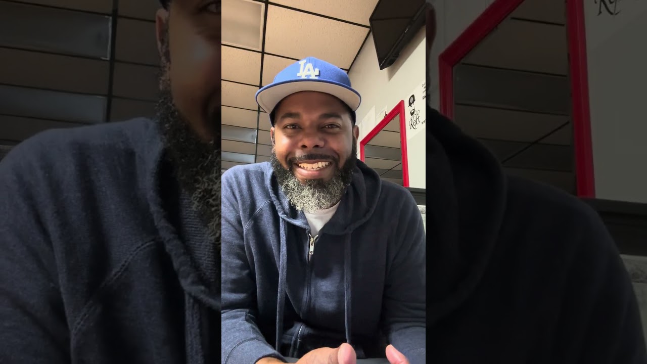 Dating outside of her league 🤨