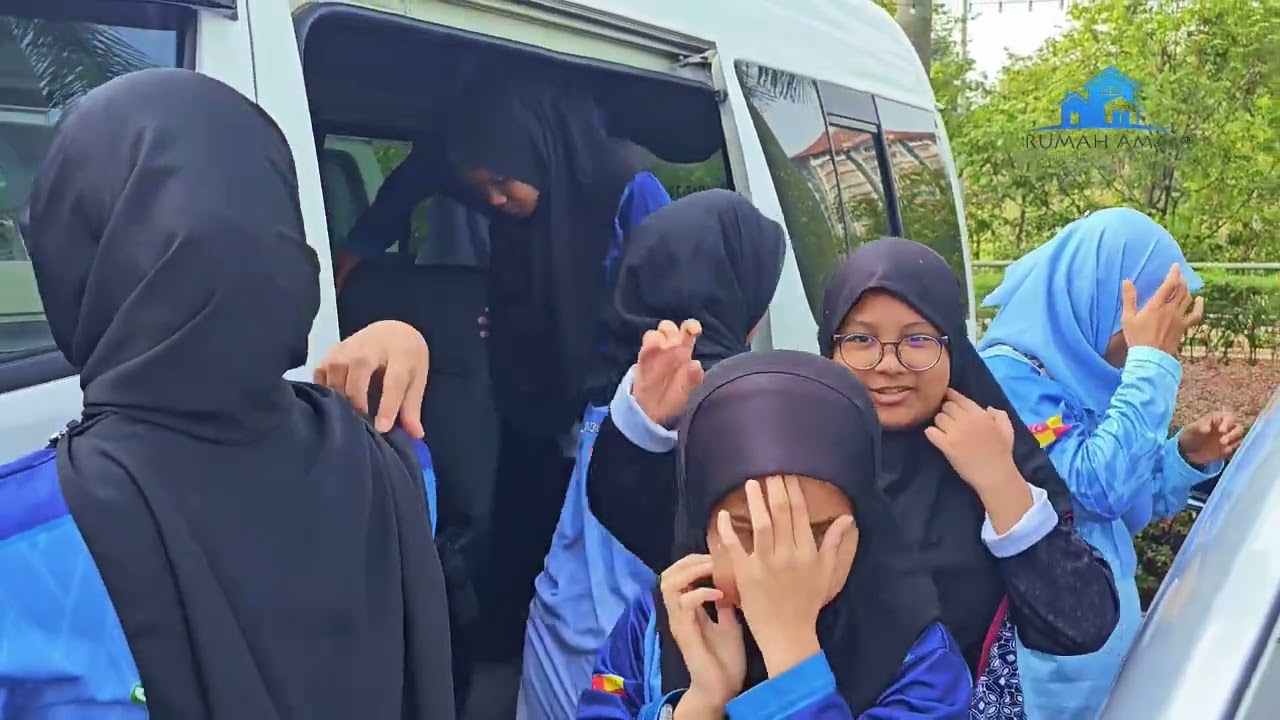 Bapak Saya Uncle Mike