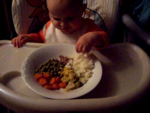 Video: Kako da natjeram svoje dijete od 11 mjeseci da jede?