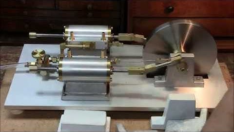 Cross-slide-less stationary steam engine