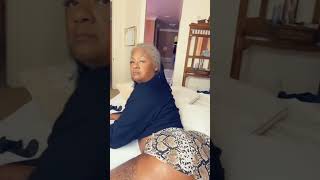 BRAND NEW Granny twerking Again ^that BIG BUTT 💣♥️📌