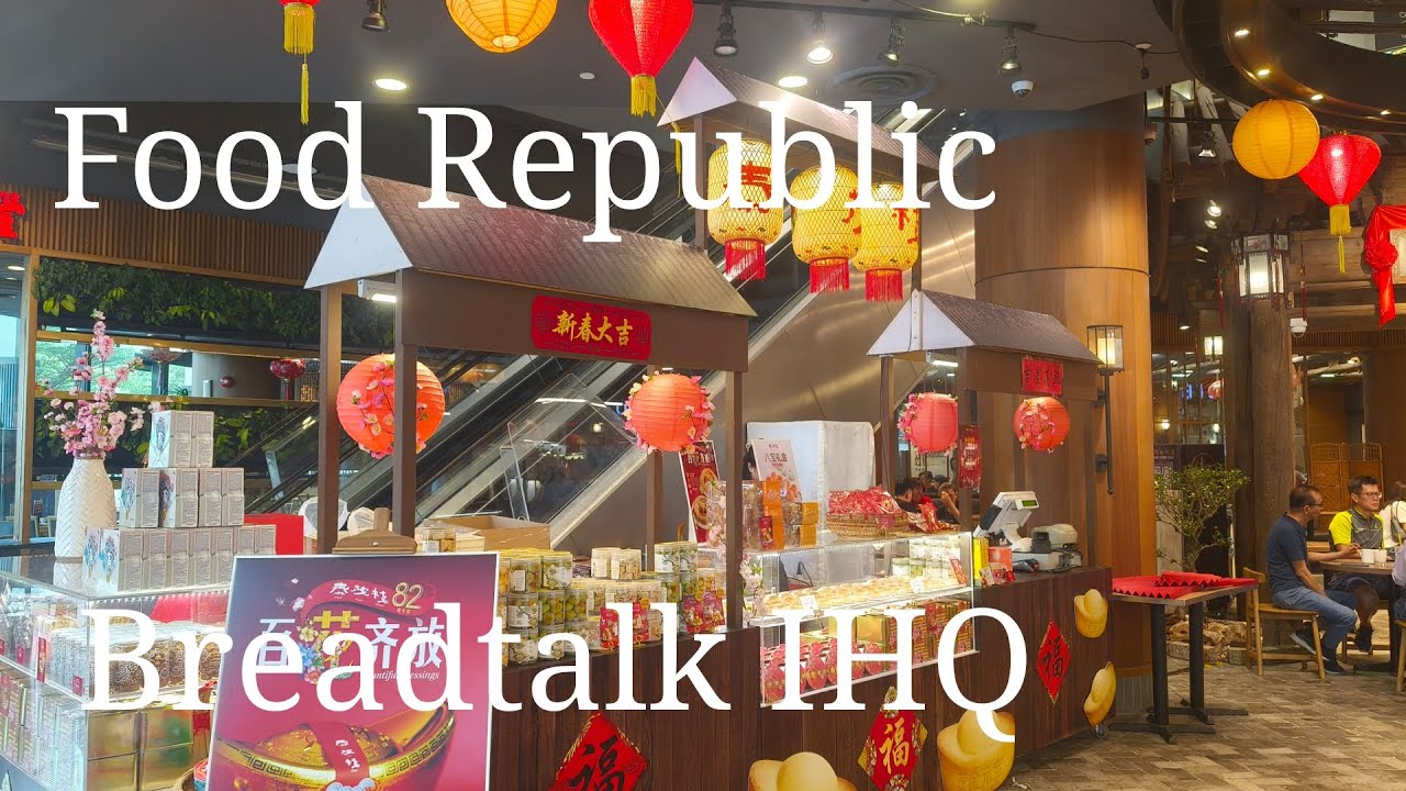 Food Republic at Breadtalk IHQ. Classic wooded decors. Walk Tour of all the Stalls.