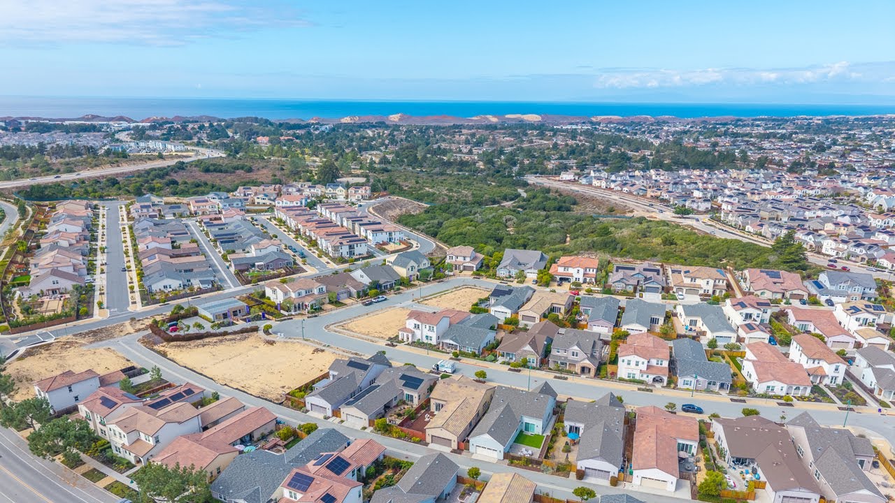 Beautifully upgraded Single-Level Home in Sea Haven | 2962 Bluffs Drive, Marina