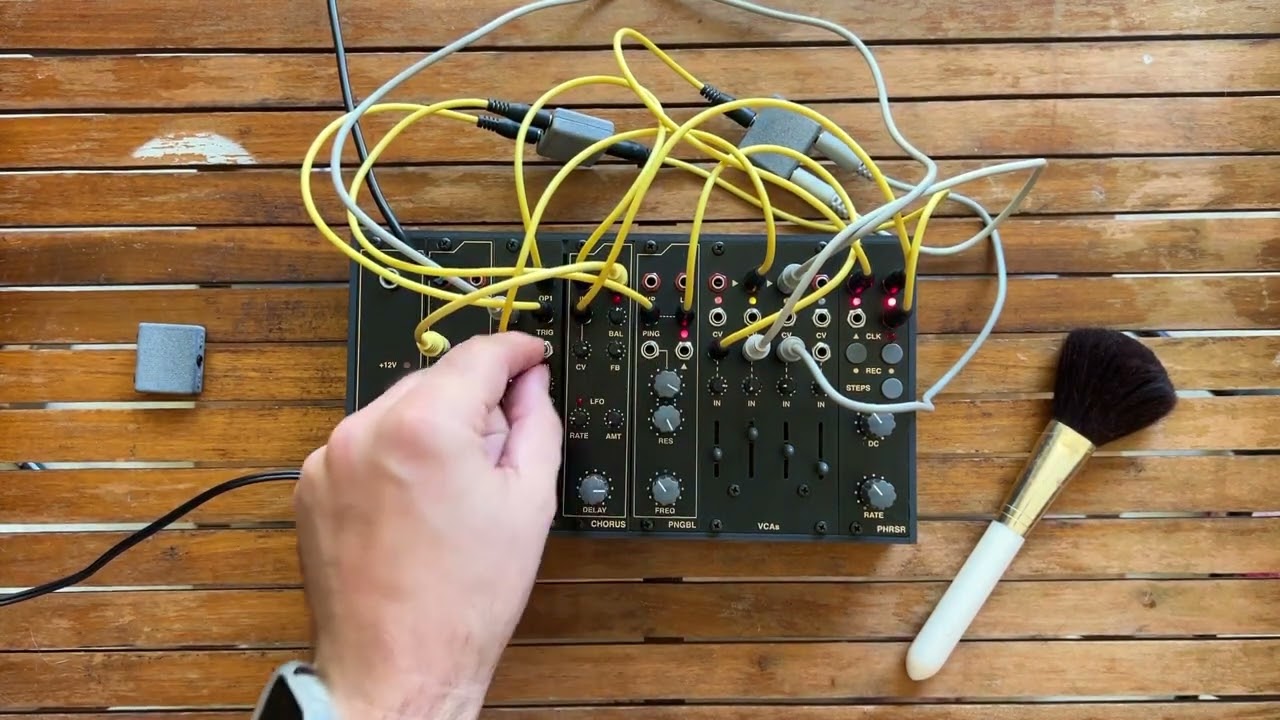 Super Synthesis shuts down; fire sale and $59 chorus and reverb