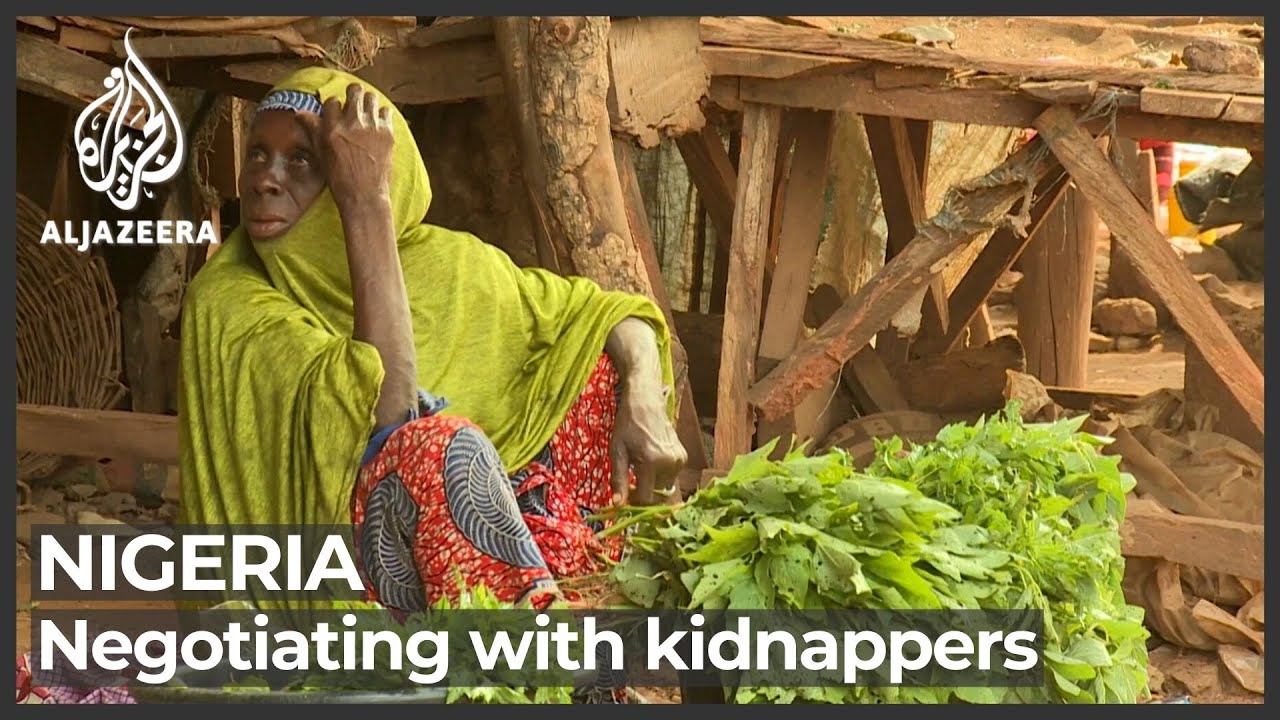 Nigeria kidnappings: Officials ‘negotiating release of students’