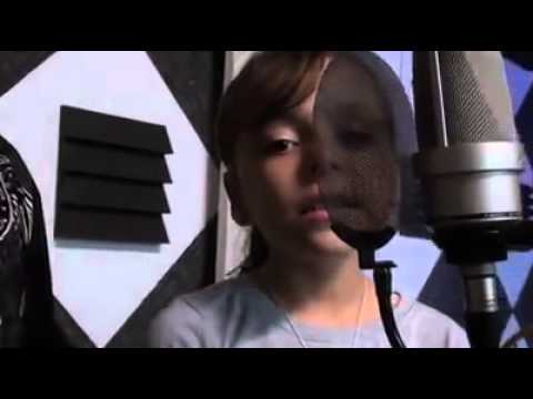 Padre E Hija Cantando Juntos
