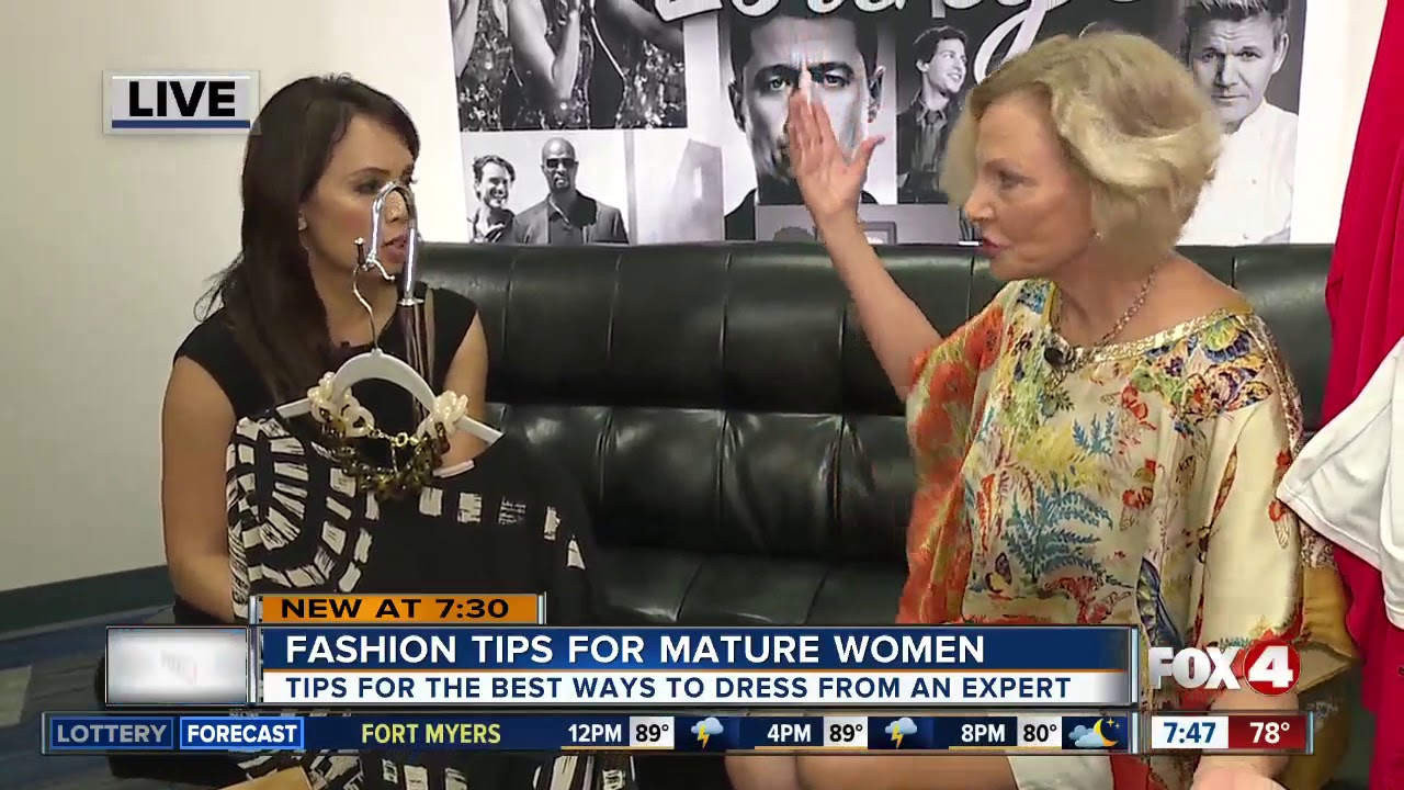 Mature women live