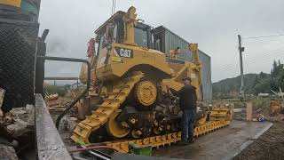 Wrapping a new set of tracks by yourself. #caterpillar #field Technician