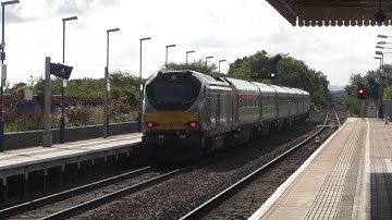 Chiltern Railways Class 82 DVT and class 68 at rear passing Bicester North for London Marylebone