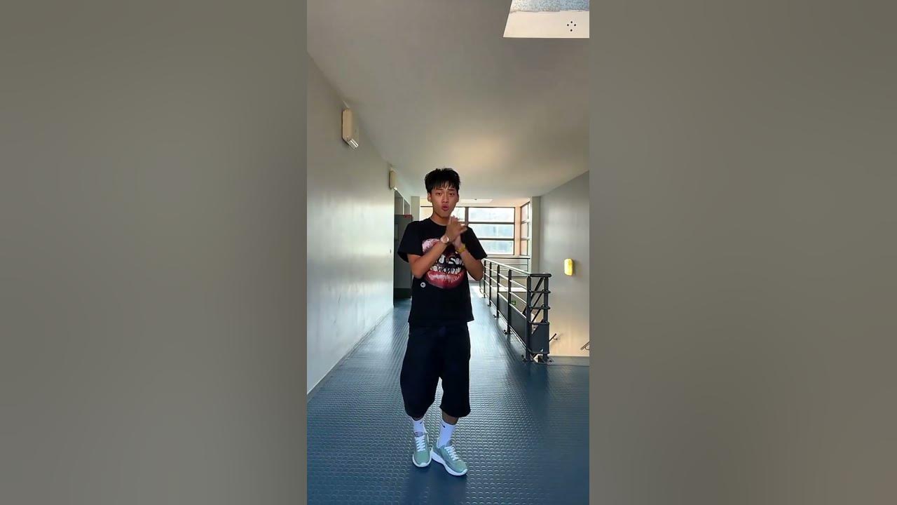 confidence hoodtrap rmx dance trend