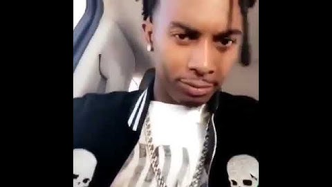 Playboi Carti snippet raps about vegetables with Blac Chyna! (red and green beans)