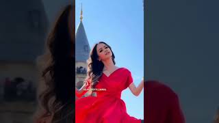 Queen Of Chameleon Tiktok Dance