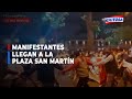 🔴🔵Manifestantes llegan a la plaza San Martín tras  aprobarse vacancia presidencial