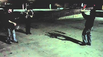 3 Person Juggling Feed