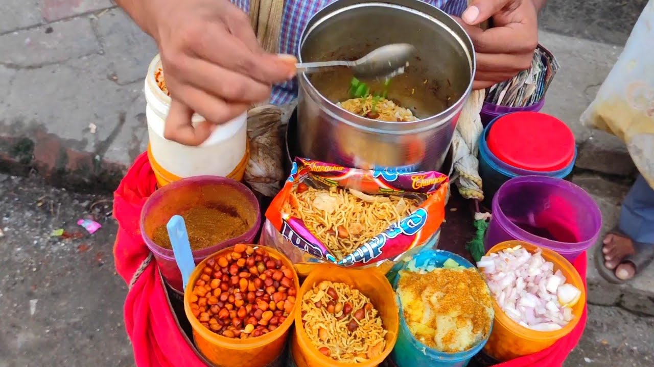 Indian Street Food  - Special Tasty Jhal Muri ( Masala Muri ) - Bengali Street Food