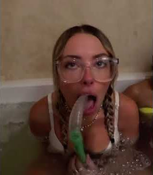 Corinna Kopf 🤤🤤