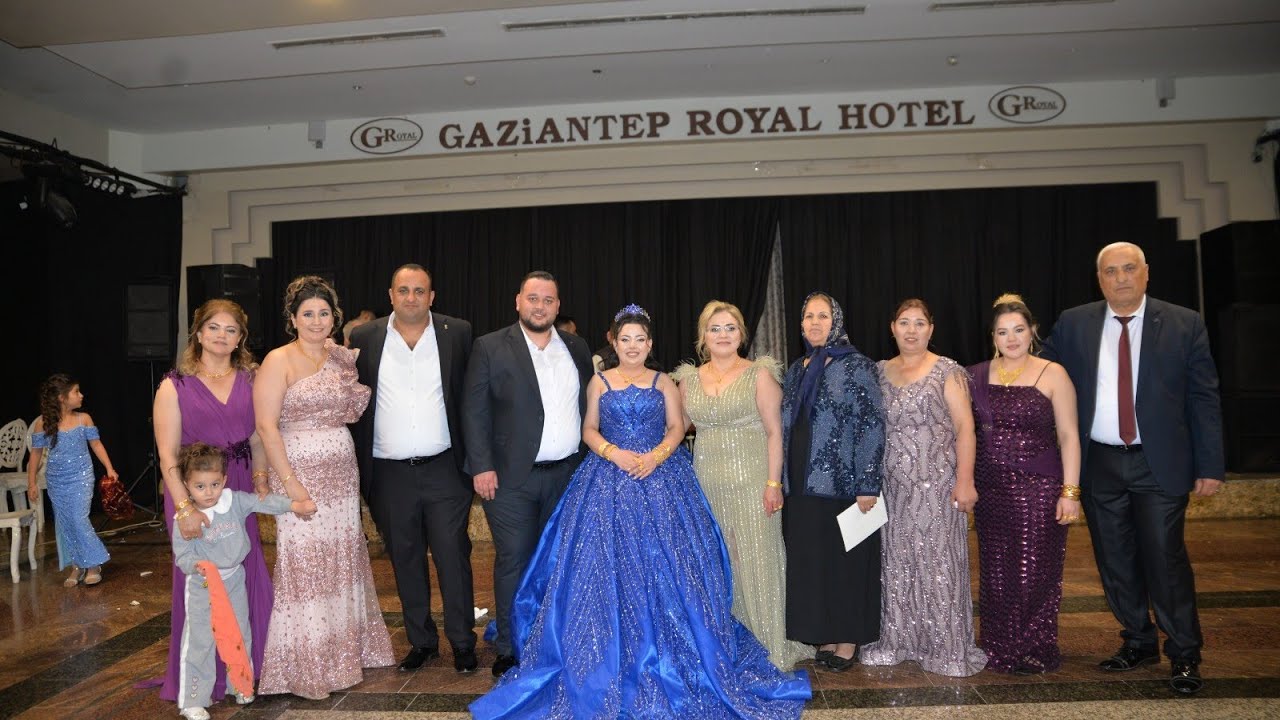 Zer ve Taş ailesinin görkemli nişan töreni Fatma & Hasan part 2