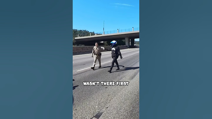 Motorcyclists Saved by Cop So They Return the Favor - Wholesome Police Moment ❤️ #shorts