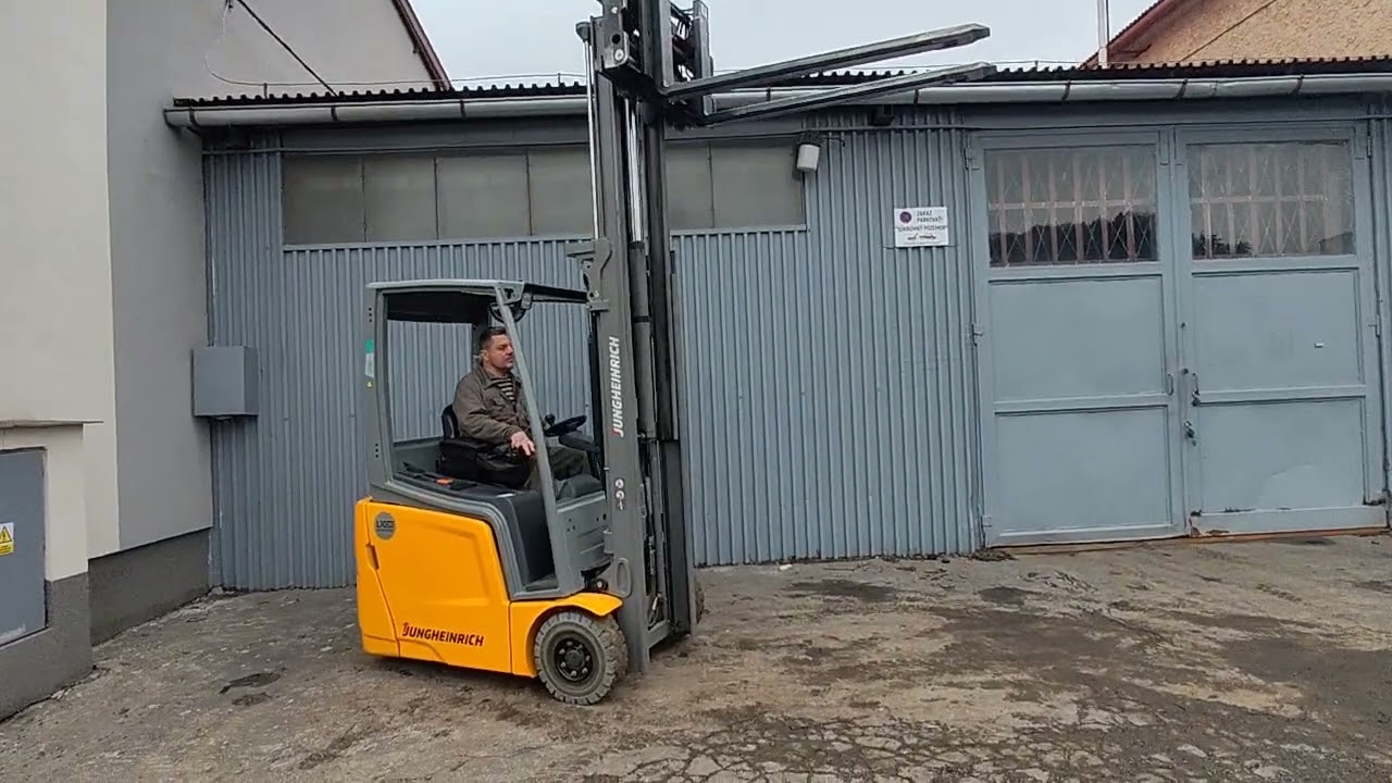 IC1272 Jungheinrich Electric - 3 wheels EFG 213 LI ION 2022y/ 3.3m/ 7752h/ 4v