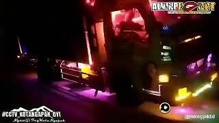 los dol versi truk oleng