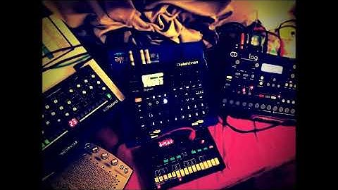 Roland Boutique SE 02 Korg Volca FM Elektron Digitakt and Analog 4 Ambient synth Wave