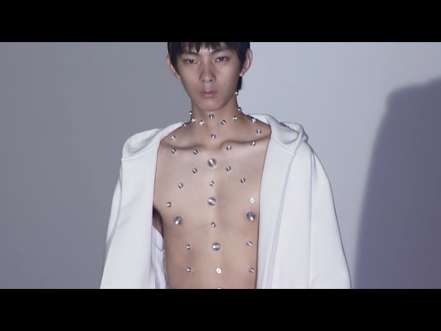 Xander Zhou | Spring 2021 Fashion Minute - YouTube