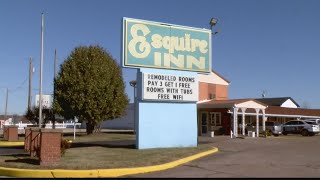 One person hurt in Evansville motel shooting
