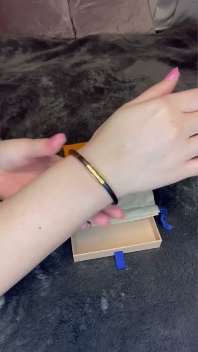 Louis Vuitton Keep it Bracelet with Taiga Bracelet! Unboxing / Review! 