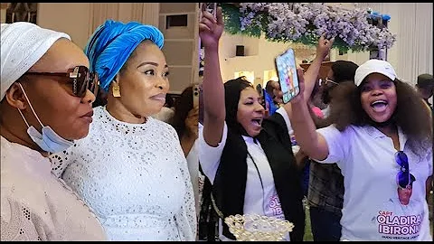 Seyi Edun,Niyi Johnson,Mide Martin,Jaiye Kuti, Muyiwa Ademola,Faithia In Sprite As Tope Alabi Sing