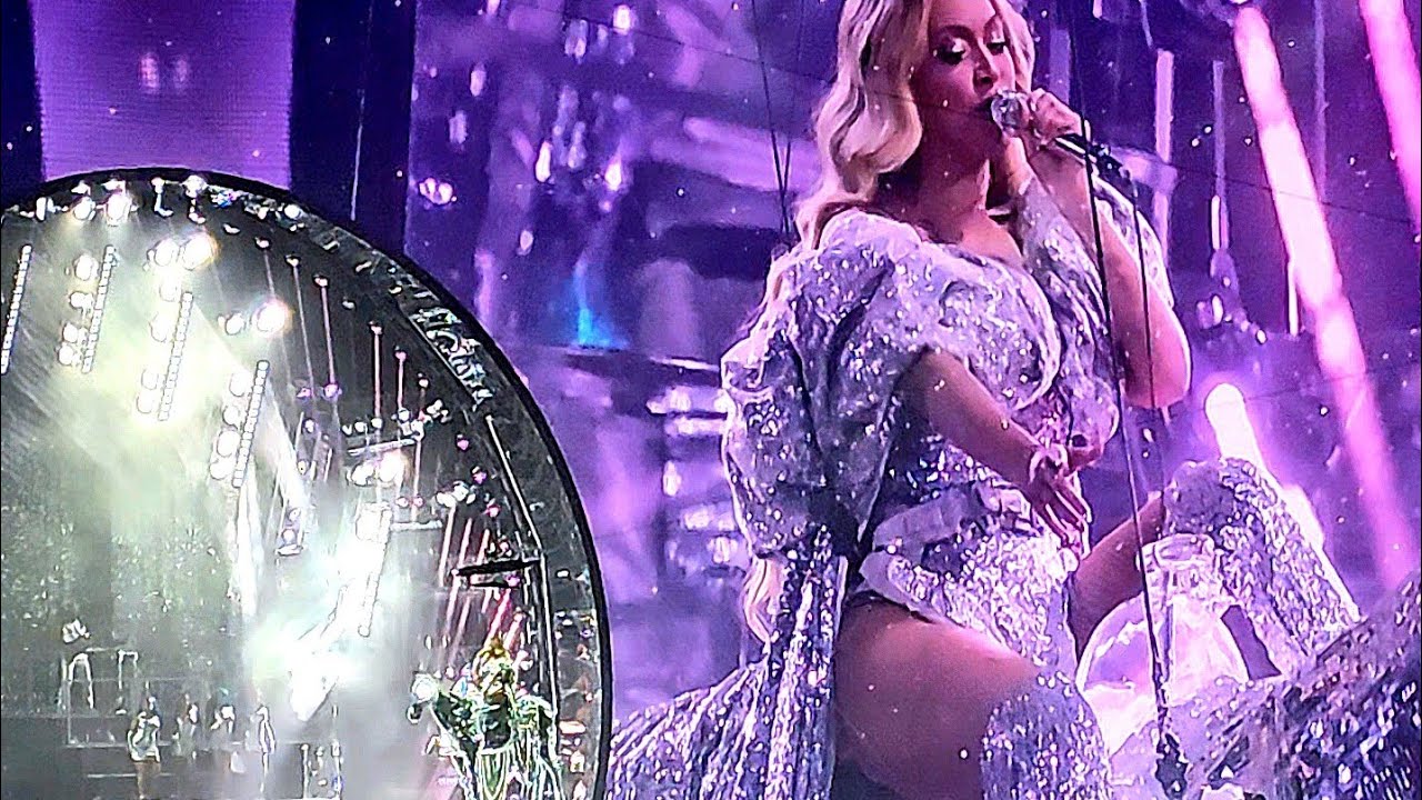 Beyoncé Live - SUMMER RENAISSANCE - YouTube