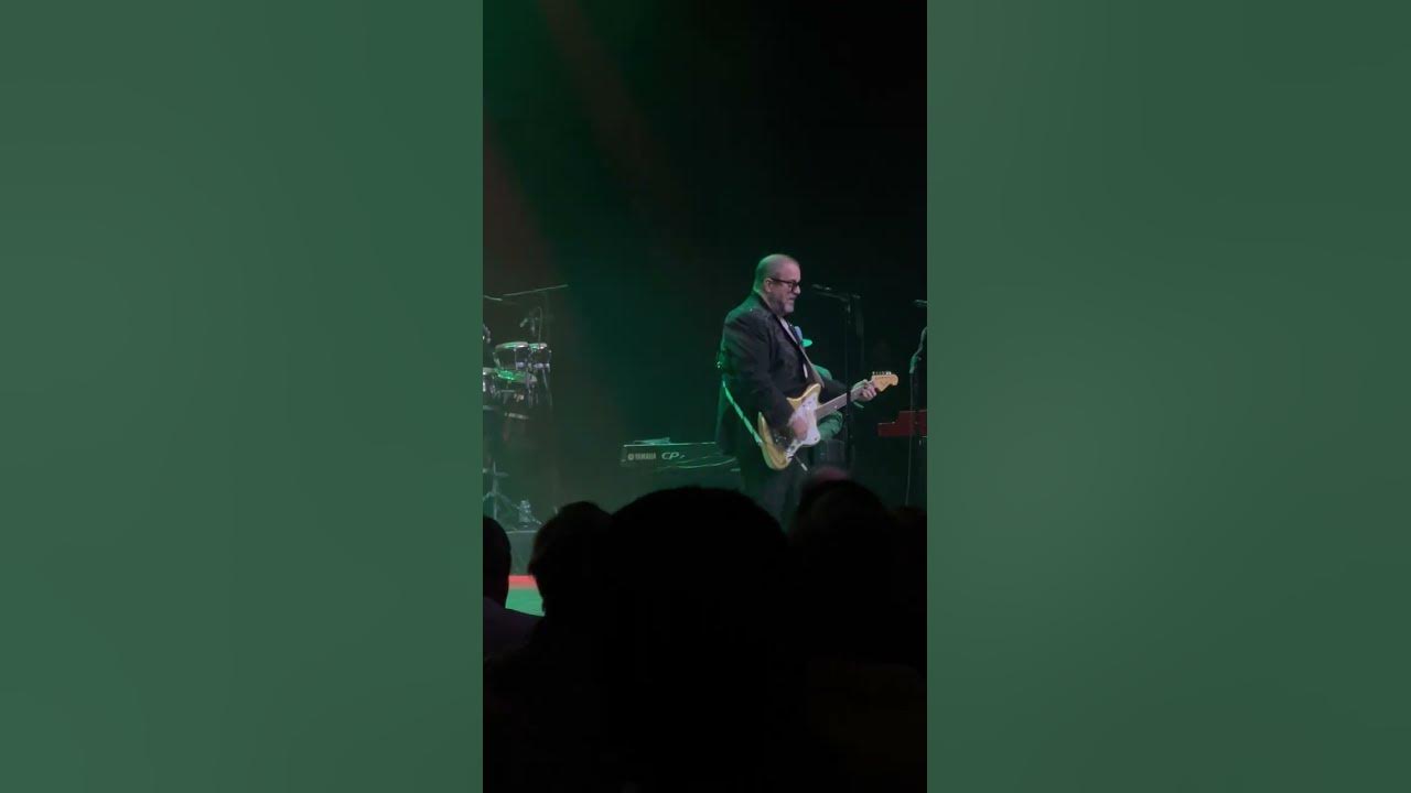 The Mavericks "Christmas Time is (Coming 'Round Again) live at The Ryman Nashville.
