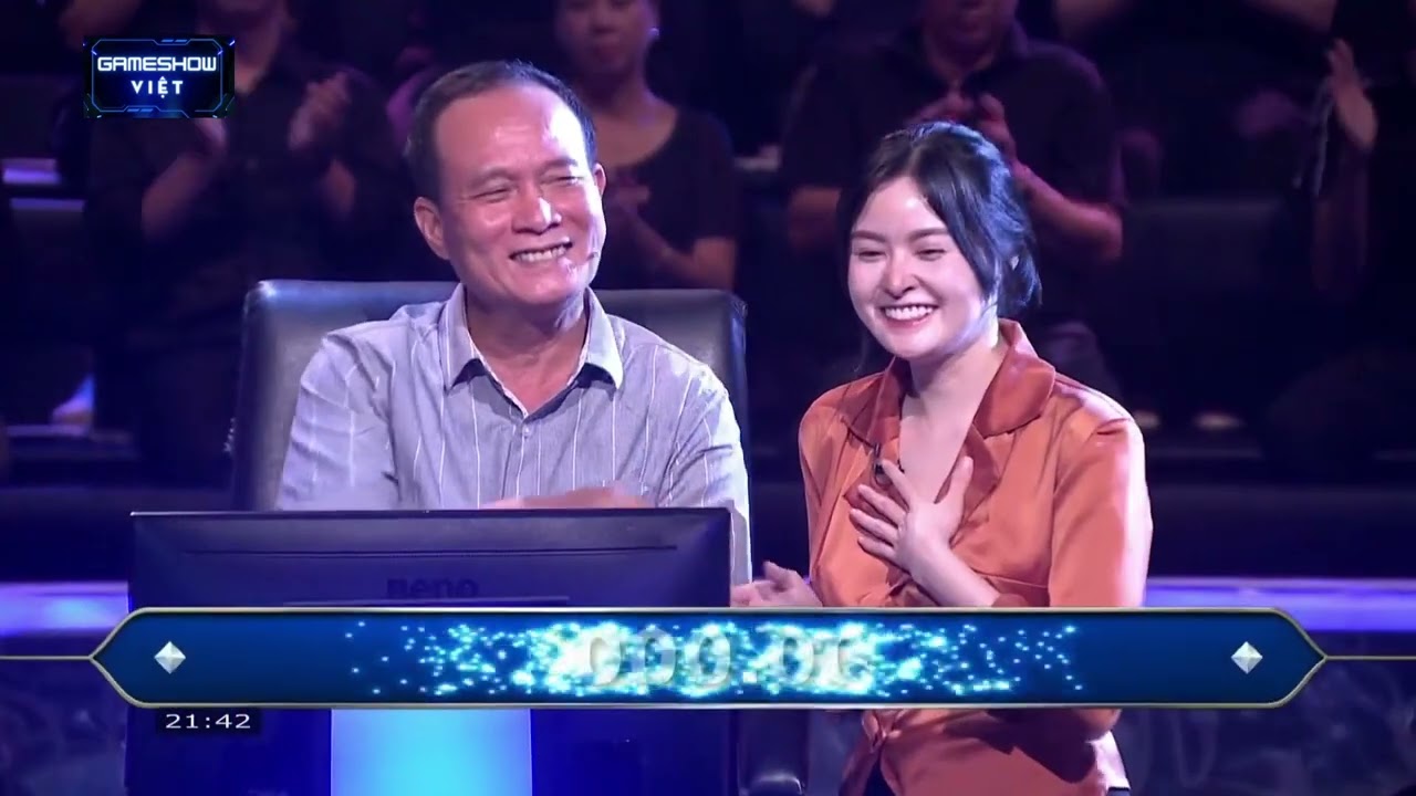 Ai là triệu phú mới nhất 25/11/2025 | Ông anh Hải Phòng cùng vợ xinh đẹp chinh phục 15 câu hỏi khó