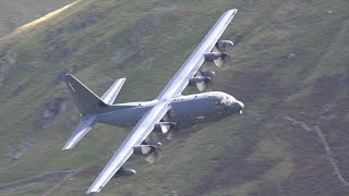 MACH LOOP: 🇺🇸 USAF MC-130 AT LOW LEVEL