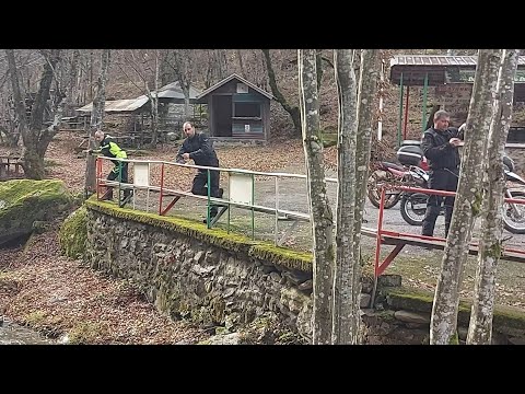 Към местността Младенин вир с Дълги дел 