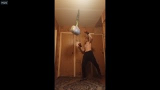 Проснулся  и сразу боксировать