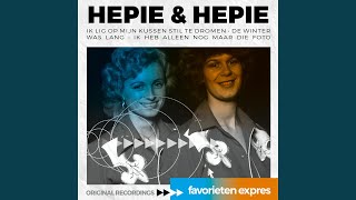 Video thumbnail of "Hepie & Hepie - Ik Lig Op Mijn Kussen Stil Te Dromen"