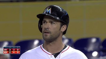 ARI@MIA: Jones rips an RBI single to left field