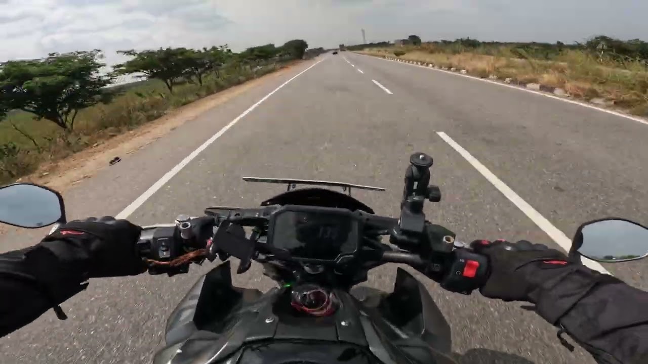 ￼ Kawasaki Z900 Raw exhaust sound 4K. #Viral