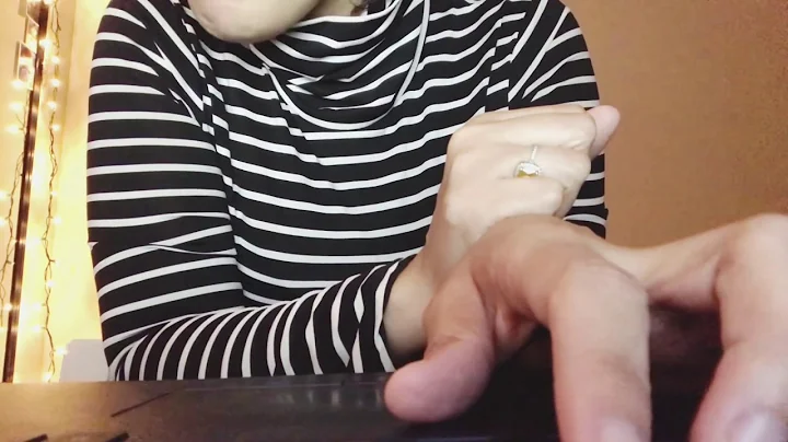 ASMR-Typing + Gum chewing,popping and snapping