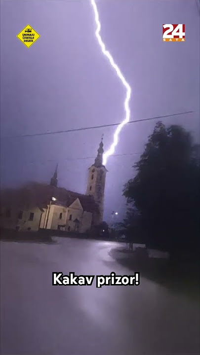 Nevjerojatna snimka: Udar munje u crkvu u Brdovcu #shorts