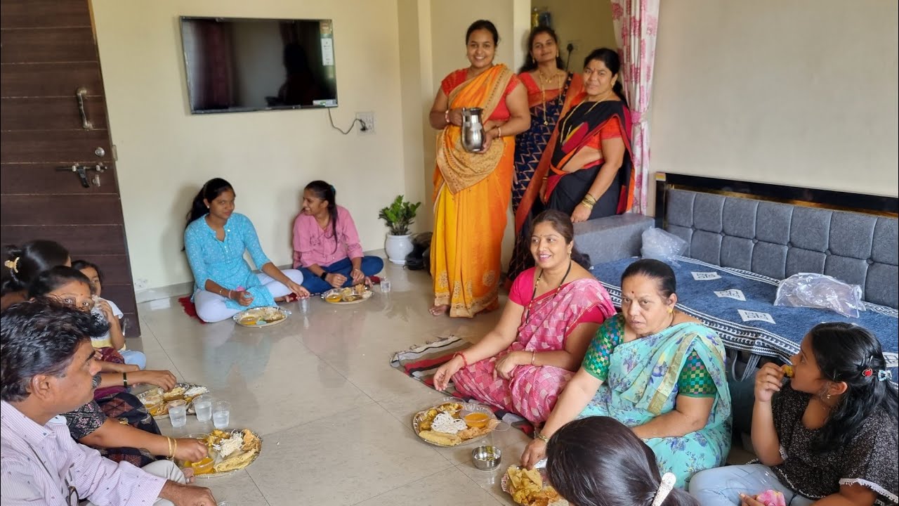 मामाच्या मुलीच्या घरी सर्व फॅमिलीला मांडे आमरस जेवण..🥭😍खूप भारी...😃