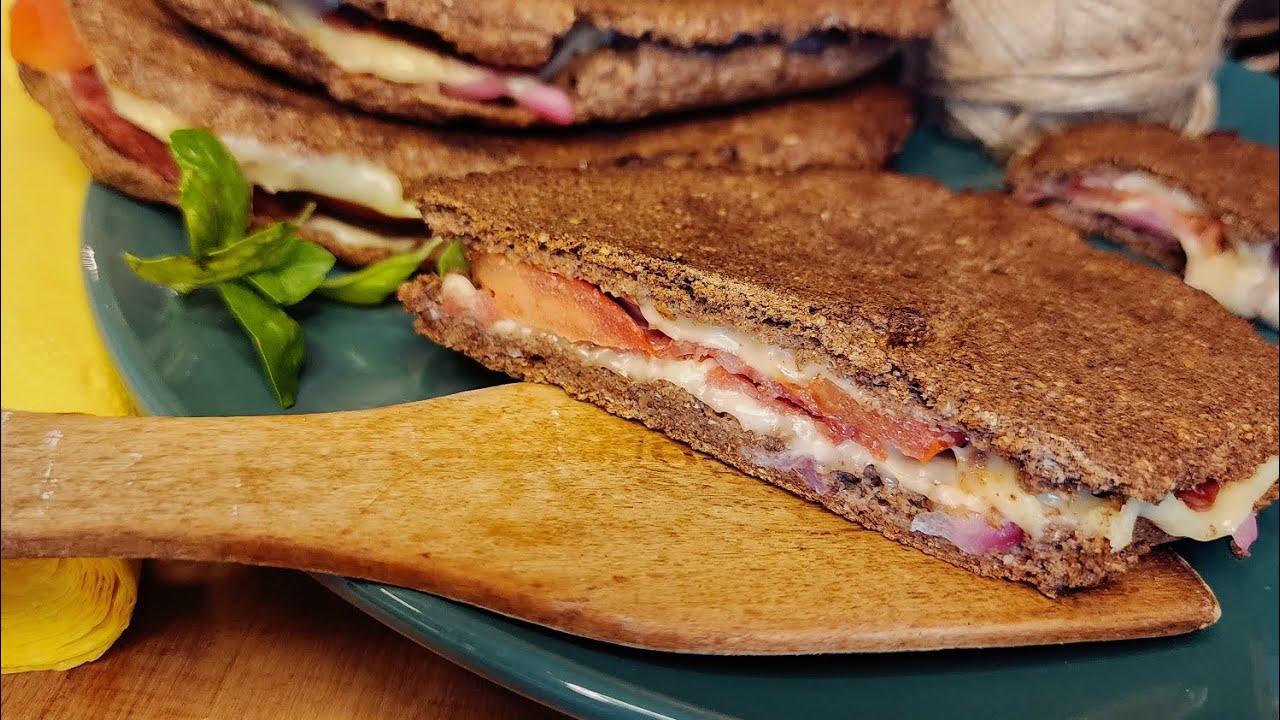 #Панини 🥪 как в парке #безмуки #безмайонеза #вкусно #жарим #бутерброд ...