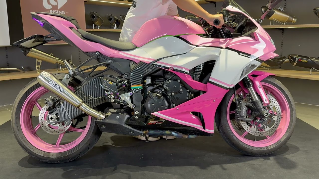 Kawasaki ZX-6R Integrated Mid-Tail Arrow Style Exhaust Sound Test
