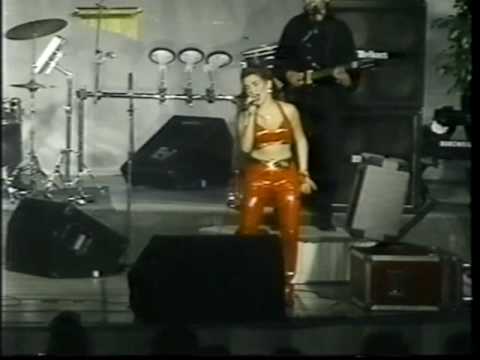 Παρακολούθηση Stefani Montiel - Tímida - The Johnny Canales Show στο YouTube Παρακολούθηση Stefani Montiel - Tímida - The Johnny Canales Show στο YouTube