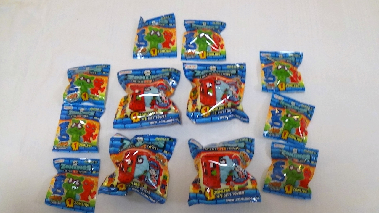 Zomlings Series 5 Surprise Pack Opening with Pirate Pat & Pirate Rio Pafos