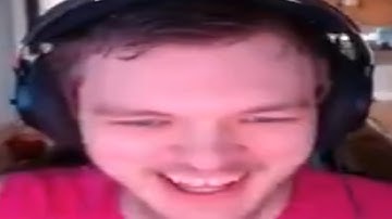 HisWattson proving his former #1 Predator status for 6 minutes