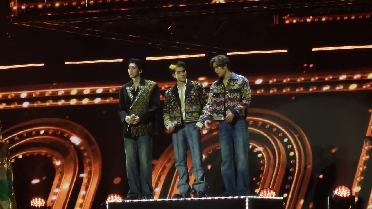 RISERCONCERTD1-แก้บน #gemini #fourthnattawat #aou_tnbknr #felliz