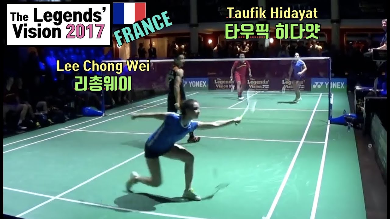 Французская красавица хорошо играет в бадминтон, с Ли Чонг Вей, против Тауфика Хидаята.
