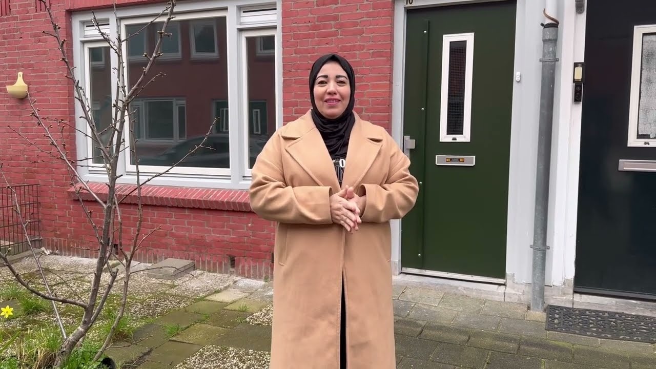 اليوم ذهبنا لنلقي نظرة على أحد المنازل من جديد، ما رأيكم بهذا المنزل أعزائي المشاهدين؟houseAmsterdam